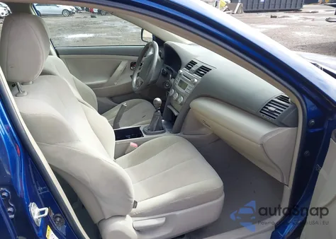 2010 Toyota Camry z USA, uszkodzony, nr VIN 4T1BF3EK9AU578929